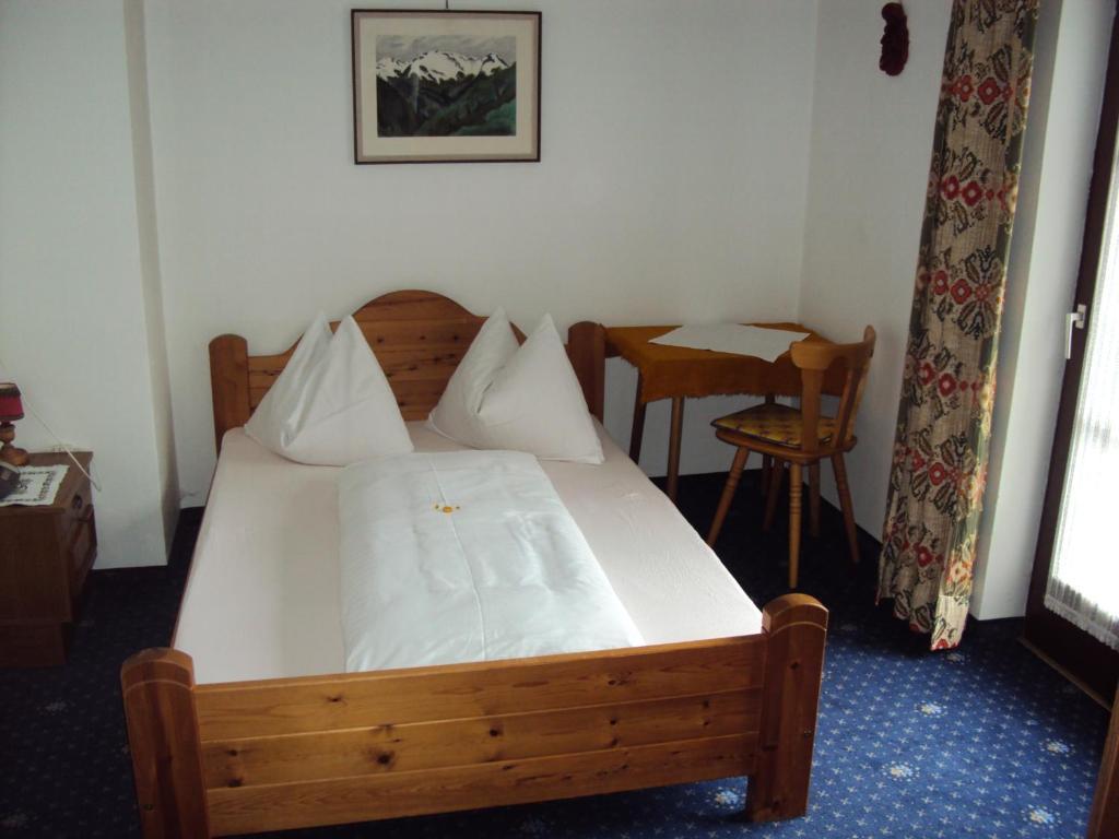 Hotel-Garni Kaiserhof Rauris Room photo